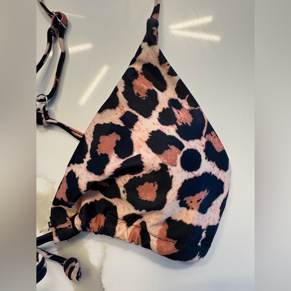 Leopard Print Bikini Top - Picture 3 of 4